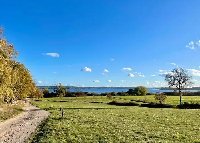 Rupnow Plau Am Nyaraló *